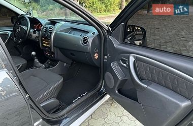 Позашляховик / Кросовер Dacia Duster 2014 в Дубні