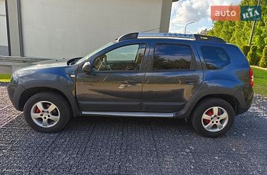 Внедорожник / Кроссовер Dacia Duster 2014 в Мене