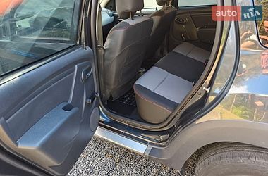 Внедорожник / Кроссовер Dacia Duster 2014 в Мене