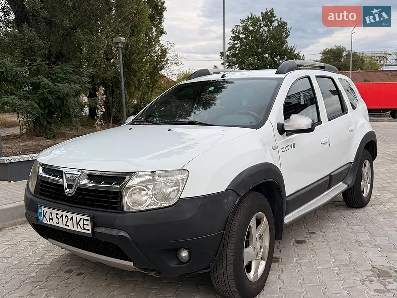 Dacia Duster 2012