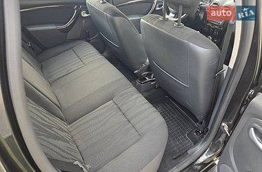 Внедорожник / Кроссовер Dacia Duster 2011 в Каменском