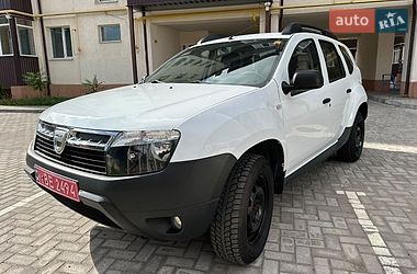 Внедорожник / Кроссовер Dacia Duster 2011 в Ромнах