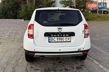 Позашляховик / Кросовер Dacia Duster 2016 в Львові