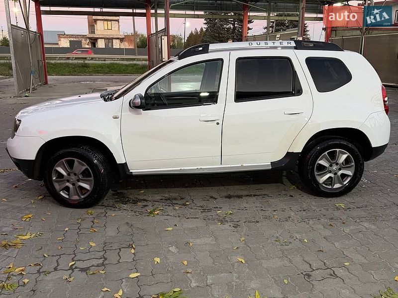 Позашляховик / Кросовер Dacia Duster 2016 в Львові