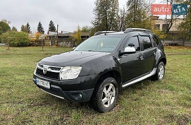 Внедорожник / Кроссовер Dacia Duster 2010 в Сутисках Внедорожник / Кроссовер Dacia Duster 2010 в Сутисках