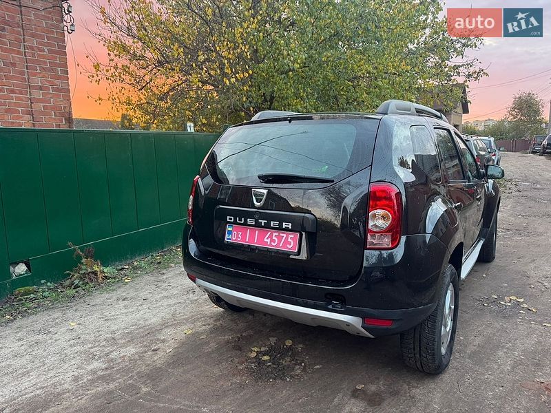 Позашляховик / Кросовер Dacia Duster 2012 в Охтирці