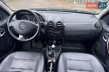 Позашляховик / Кросовер Dacia Duster 2010 в Стрию