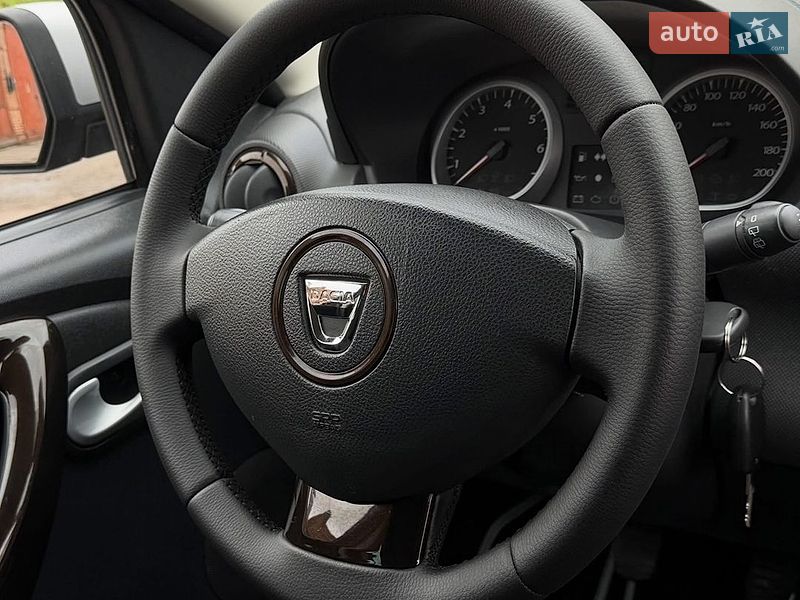 Внедорожник / Кроссовер Dacia Duster 2010 в Чернигове