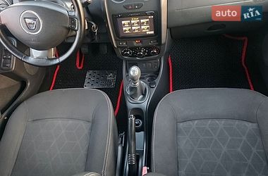 Позашляховик / Кросовер Dacia Duster 2015 в Новоархангельську
