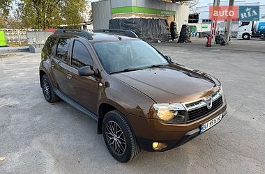 Позашляховик / Кросовер Dacia Duster 2013 в Лубнах