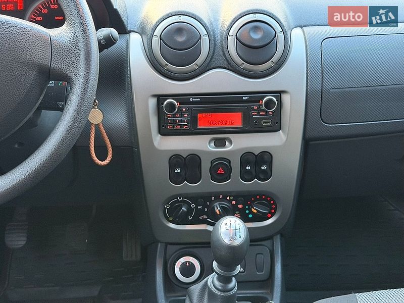 Позашляховик / Кросовер Dacia Duster 2013 в Лубнах