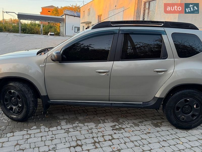 Внедорожник / Кроссовер Dacia Duster 2012 в Борщеве