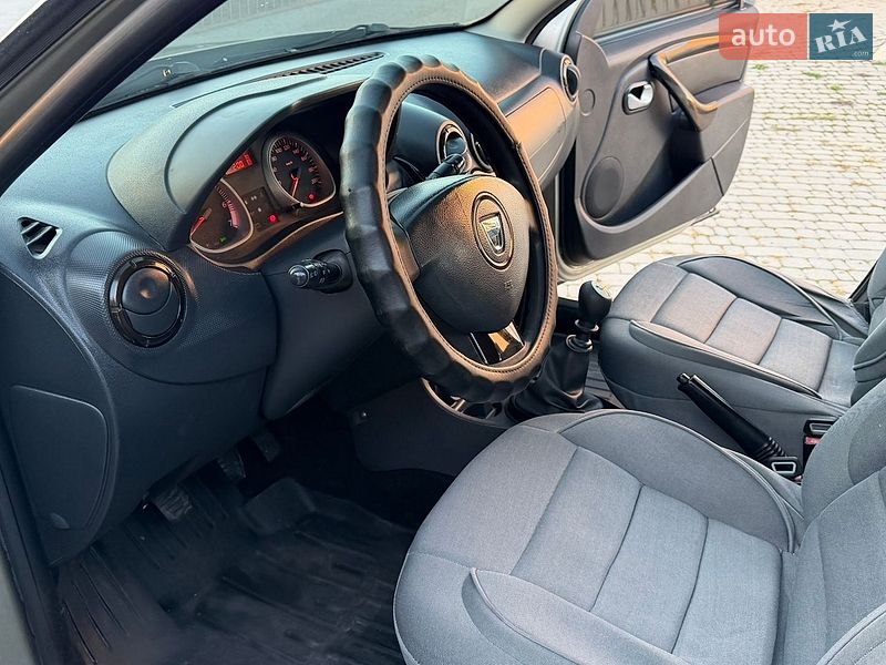 Внедорожник / Кроссовер Dacia Duster 2012 в Борщеве