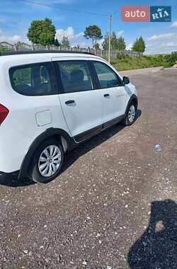 Минивэн Dacia Lodgy Stepway 2016 в 