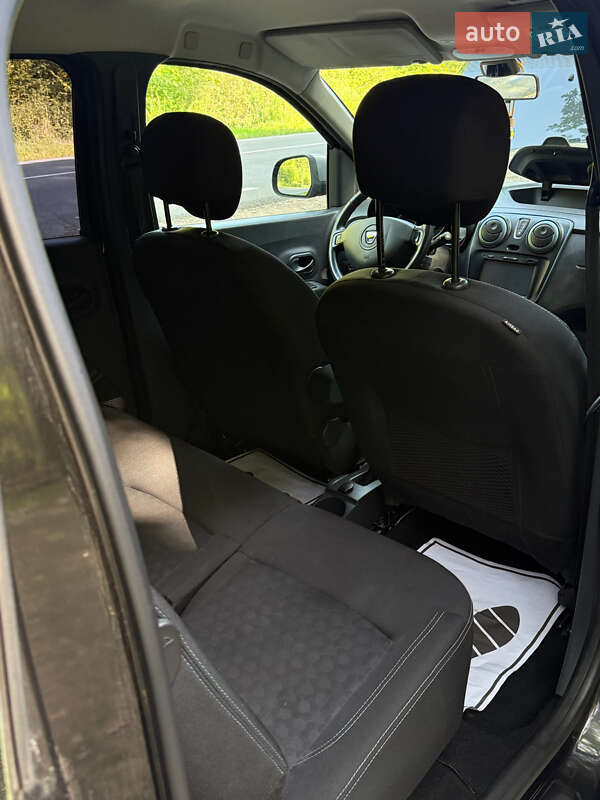 Минивэн Dacia Lodgy Stepway 2016 в Стрые фото 23 Минивэн Dacia Lodgy Stepway 2016 в Стрые