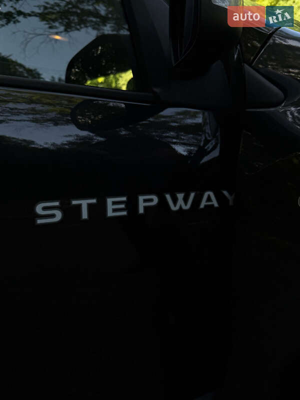 Минивэн Dacia Lodgy Stepway 2016 в Стрые фото 45 Минивэн Dacia Lodgy Stepway 2016 в Стрые