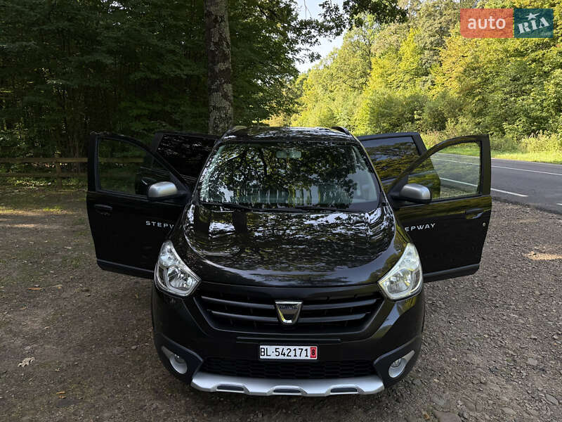 Минивэн Dacia Lodgy Stepway 2016 в Стрые фото 48 Минивэн Dacia Lodgy Stepway 2016 в Стрые