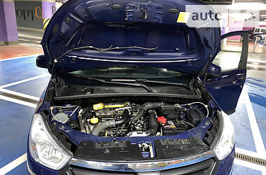 Мінівен Dacia Lodgy 2013 в 