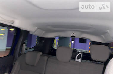 Мінівен Dacia Lodgy 2013 в 