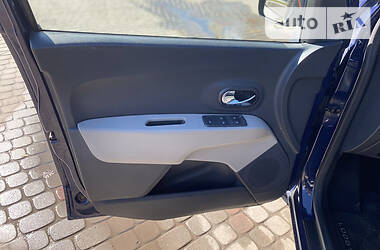 Мінівен Dacia Lodgy 2013 в 