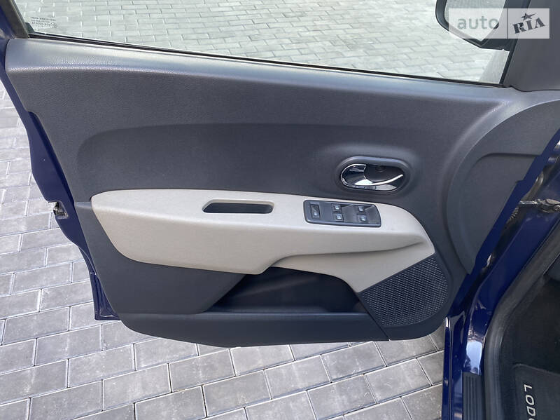 Мінівен Dacia Lodgy 2013 в Луцьку