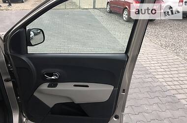 Мінівен Dacia Lodgy 2013 в 