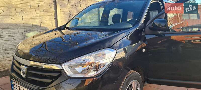 Минивэн Dacia Lodgy 2014 в Киеве