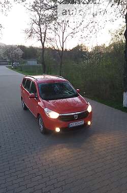 Мінівен Dacia Lodgy 2012 в 