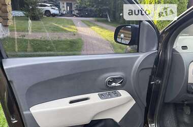 Мінівен Dacia Lodgy 2014 в 