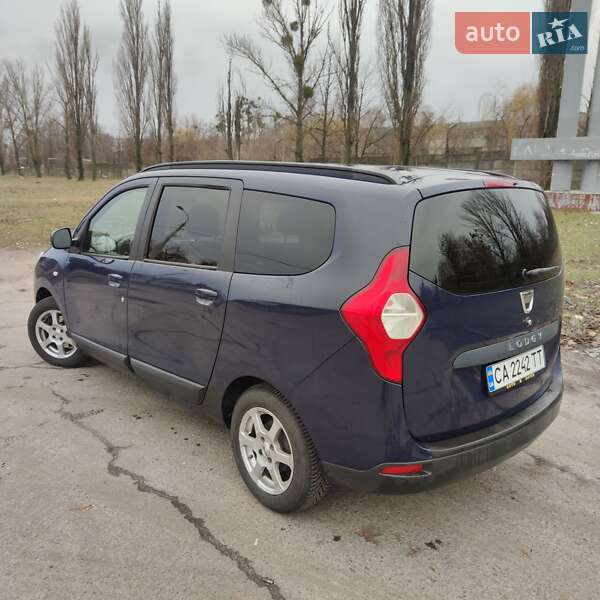 Мінівен Dacia Lodgy 2012 в Черкасах