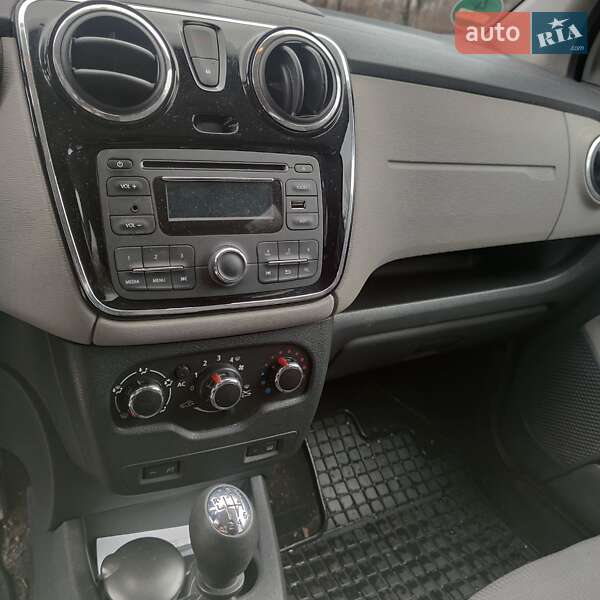 Мінівен Dacia Lodgy 2012 в Черкасах