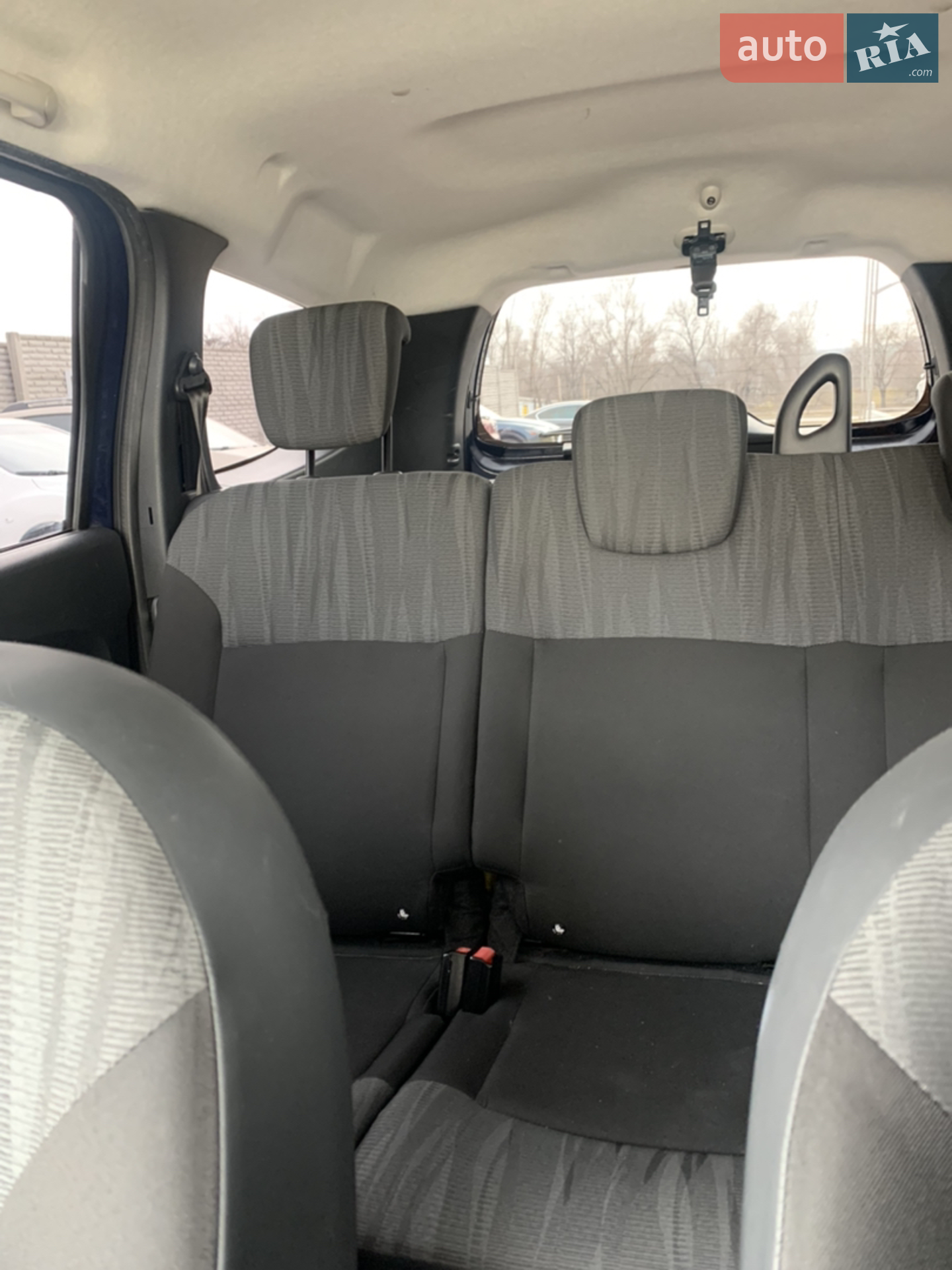 2013 Dacia Lodgy - мініатюра 29
