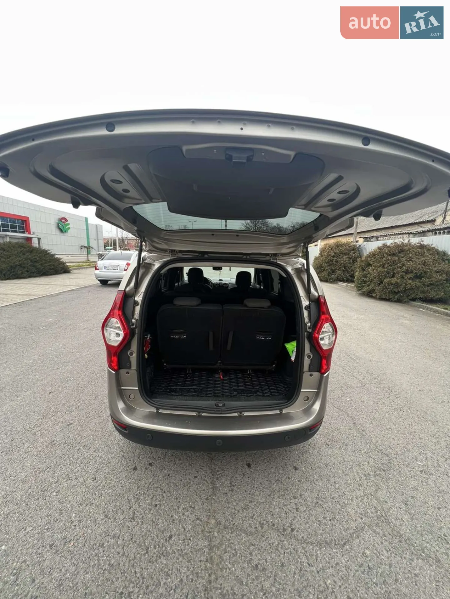 2013 Dacia Lodgy - мініатюра 9