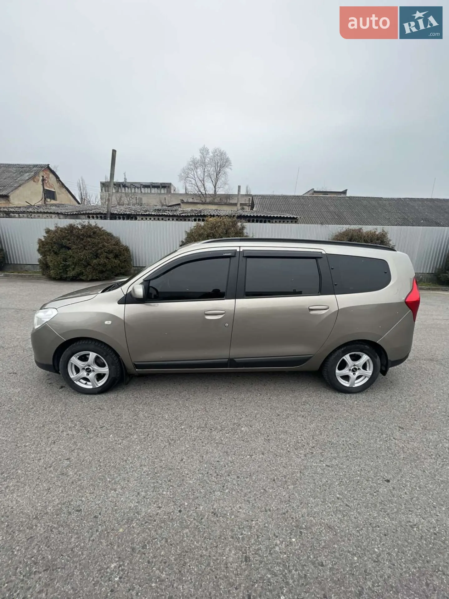 2013 Dacia Lodgy - мініатюра 8