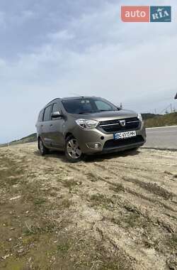 Минивэн Dacia Lodgy 2012 в Львове