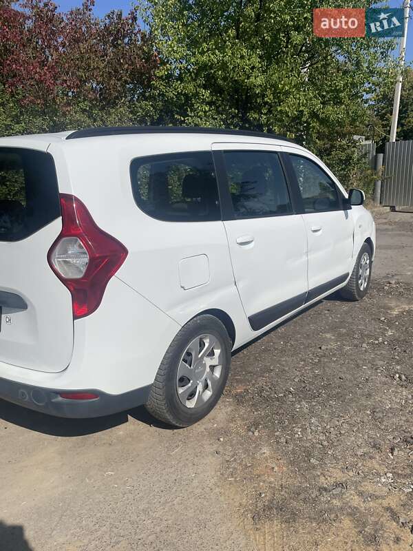 Минивэн Dacia Lodgy 2012 в Луцке