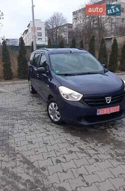 Мінівен Dacia Lodgy 2013 в Тернополі