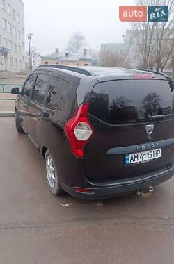 Минивэн Dacia Lodgy 2013 в 