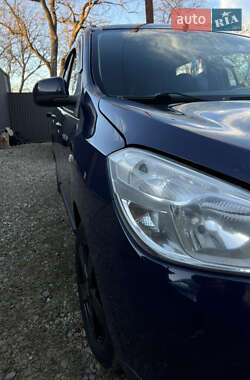 Мінівен Dacia Lodgy 2012 в 