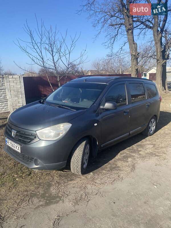 Минивэн Dacia Lodgy 2012 в Днепре