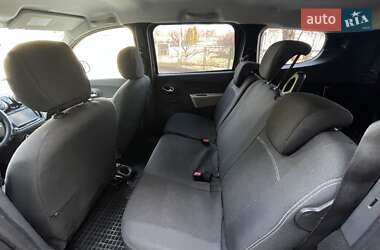 Минивэн Dacia Lodgy 2012 в 