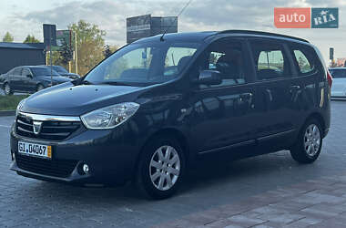 Минивэн Dacia Lodgy 2012 в 
