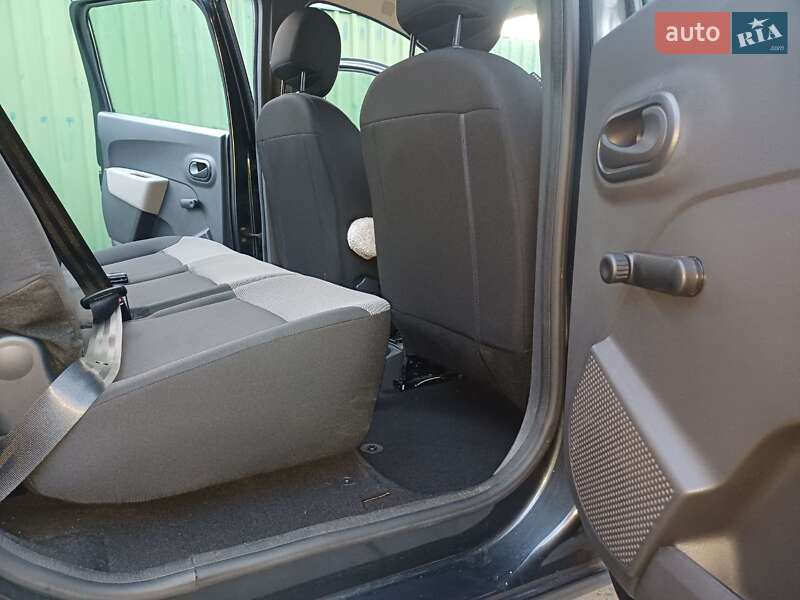 Минивэн Dacia Lodgy 2016 в Днепре
