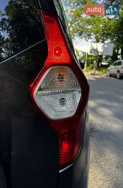 Мінівен Dacia Lodgy 2013 в 