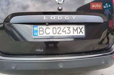 Минивэн Dacia Lodgy 2013 в 