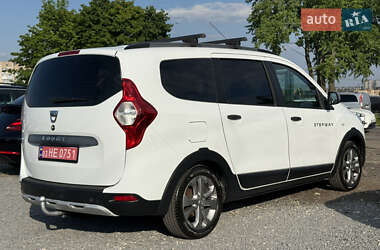 Минивэн Dacia Lodgy 2015 в 