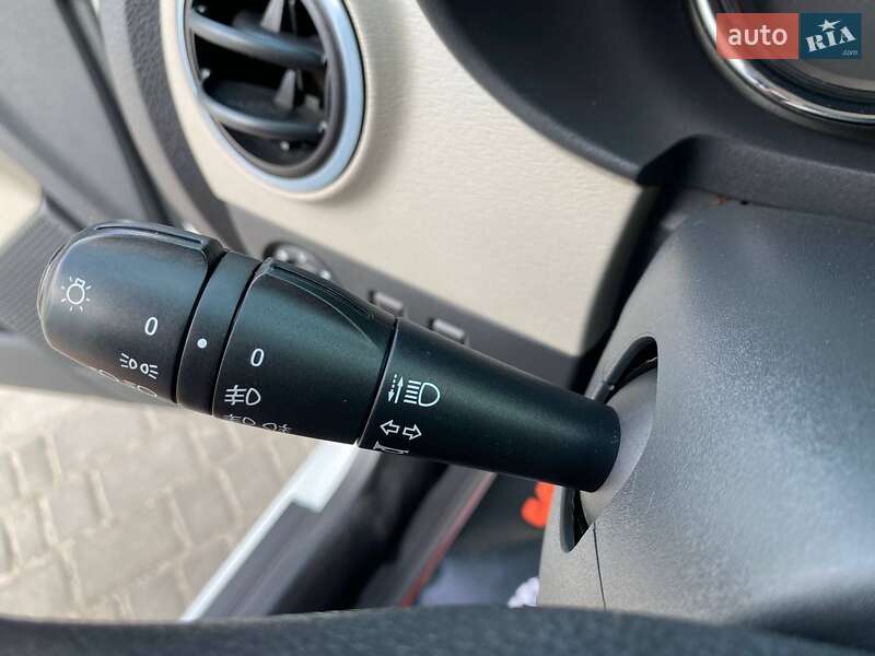 Мінівен Dacia Lodgy 2012 в Вінниці