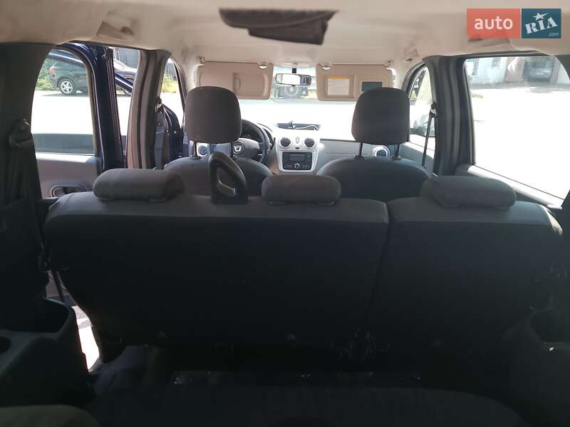 Минивэн Dacia Lodgy 2012 в Чернигове