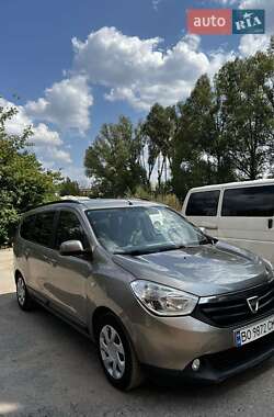 Минивэн Dacia Lodgy 2013 в 