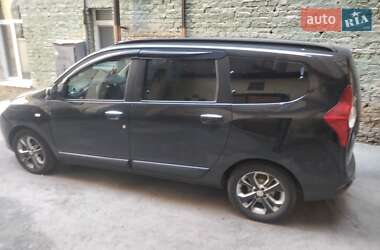 Минивэн Dacia Lodgy 2012 в 